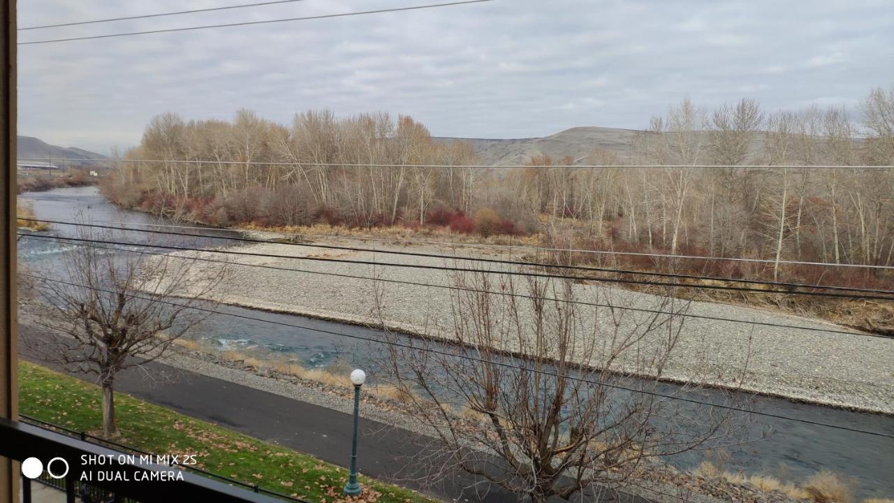 Baymont By Wyndham Yakima Riverfront Eksteriør bilde